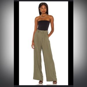 Nonchalant Fabi Wide Leg Pant in Olive